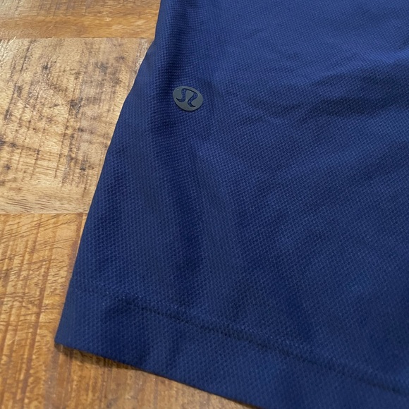 Lululemon License to Train Shorts 7” - Picture 3 of 7